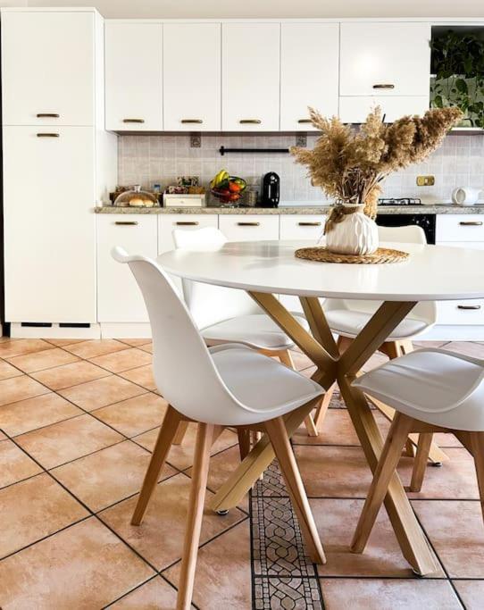 Carrie'S Home - Roma Fiumicino Bagian luar foto