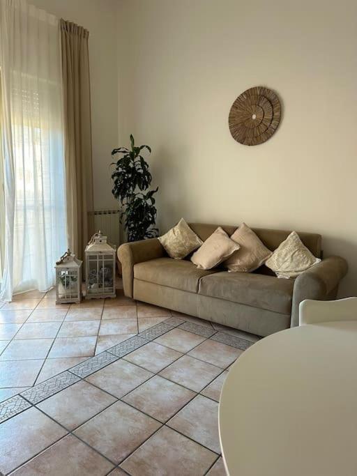 Carrie'S Home - Roma Fiumicino Bagian luar foto